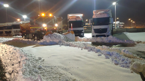Ejército libera de nieve y hielo el Centro Logístico de Transporte Ejército libera de nieve y hielo el Centro Logístico de Transporte