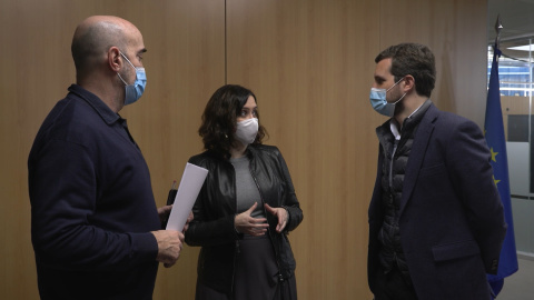 Ayuso y Casado visitan la ASEM-112 Ayuso y Casado visitan la ASEM-112