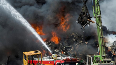 4e94e060-c2f9-4dab-83b9-09d06bf09a07_16-9-aspect-ratio_default_0 Incendio en Los Arcornocales en 2018.- EFE