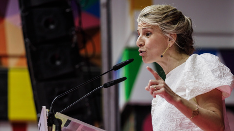 La vicepresidenta segunda y ministra de Trabajo y Economía Social, Yolanda Díaz, interviene en el acto 'Empieza todo' de la plataforma Sumar, en el que presenta su candidatura para la presidencia del Gobierno en las próximas elecciones gen La vicepresidenta segunda y ministra de Trabajo y Economía Social, Yolanda Díaz, interviene en el acto 'Empieza todo' de la plataforma Sumar, en el que presenta su candidatura para la presidencia del Gobierno en las próximas elecciones gen
