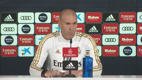 Zidane: "Ni miramos el partido de pretemporada ni el de Supercopa" Zidane: "Ni miramos el partido de pretemporada ni el de Supercopa"