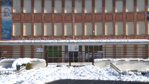 Colegio de Nuestra Señora de la Consolación, cerrado por el temporal Colegio de Nuestra Señora de la Consolación, cerrado por el temporal