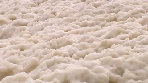 La playa de A Guarda se cubre de espuma La playa de A Guarda se cubre de espuma