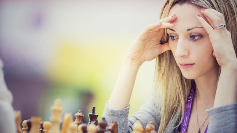 Nazi Paikidze, una de les poques esportistes que s'han posicionat a favor del president nord-americà Nazi Paikidze, una de les poques esportistes que s'han posicionat a favor del president nord-americà