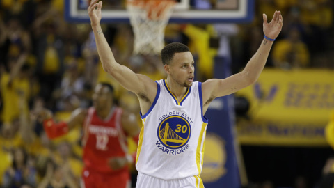 Stephen Curry, estrella de l'NBA, podria trencar el seu contracte amb Under Armour. / AP Stephen Curry, estrella de l'NBA, podria trencar el seu contracte amb Under Armour. / AP