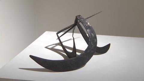 Guillermo de Osma presenta la obra del escultor Chillida Guillermo de Osma presenta la obra del escultor Chillida