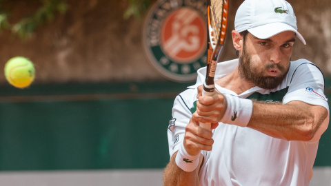 Andújar devuelve de revés en un partido en Roland Garros 2015. - CORDON PRESS Andújar devuelve de revés en un partido en Roland Garros 2015. - CORDON PRESS