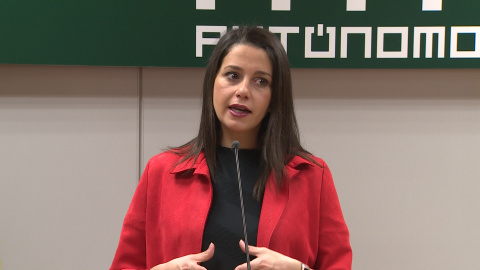 Arrimadas (Cs) espera que el PP "reflexione" Arrimadas (Cs) espera que el PP "reflexione"