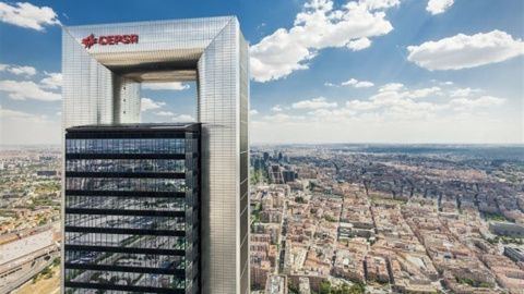 Sede de Cepsa en una de las cuatro torres de la zona norte de Madrid. E.P. Sede de Cepsa en una de las cuatro torres de la zona norte de Madrid. E.P.