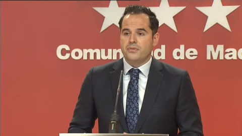 Madrid pedirá poder vacunar con AstraZeneca hasta los 65 años Madrid pedirá poder vacunar con AstraZeneca hasta los 65 años