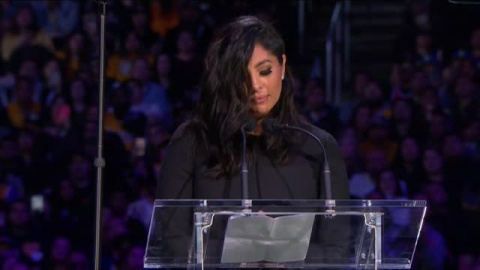 Emotiva despedida a Kobe Bryant en el Staples Center Emotiva despedida a Kobe Bryant en el Staples Center