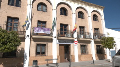 Un hombre mata a su mujer con una escopeta Un hombre mata a su mujer con una escopeta