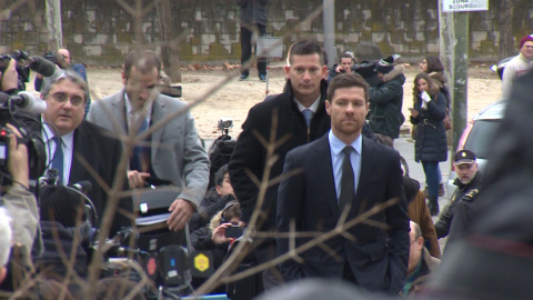 La Fiscalía se querella por tercera vez contra Xabi Alonso La Fiscalía se querella por tercera vez contra Xabi Alonso