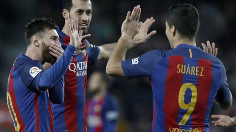 Los jugadores del Barcelona celebran uno de los goles anotados ante el Sporting. - EFE Los jugadores del Barcelona celebran uno de los goles anotados ante el Sporting. - EFE