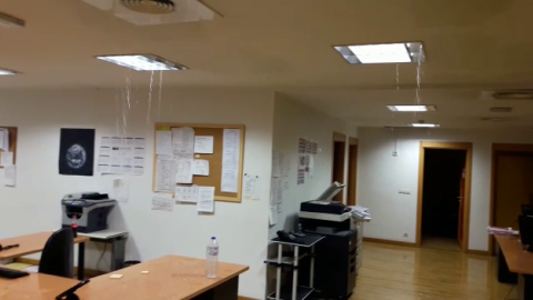 Este es el estado en el que quedaban los Juzgados tras la inundación Este es el estado en el que quedaban los Juzgados tras la inundación