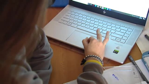 Muchos jóvenes y adolescentes sufren las secuelas del COVID persistente Muchos jóvenes y adolescentes sufren las secuelas del COVID persistente