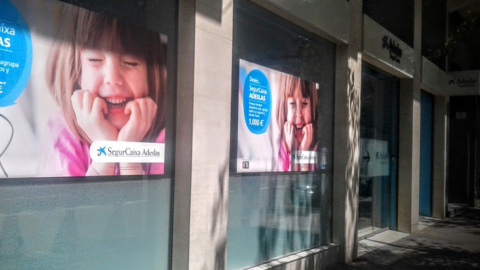 Una oficina de SegurCaixa Adeslas. Una oficina de SegurCaixa Adeslas.
