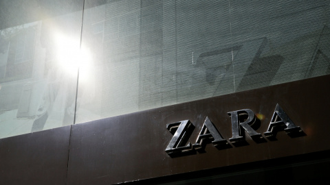 Una tienda de Zara, la principal enseña de Inditex, en Madrid. REUTERS Una tienda de Zara, la principal enseña de Inditex, en Madrid. REUTERS