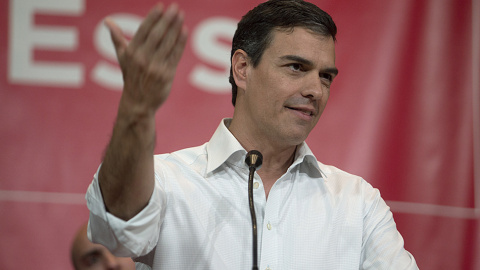 El ex secretario general del PSOE y aspirante a la reelección, Pedro Sánchez, durante su intervención un un acto con militantes socialistas en Granada. EFE/ PEPE TORRES El ex secretario general del PSOE y aspirante a la reelección, Pedro Sánchez, durante su intervención un un acto con militantes socialistas en Granada. EFE/ PEPE TORRES