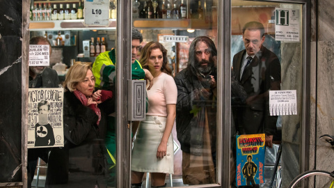 Un instante de 'El bar' Un instante de 'El bar'