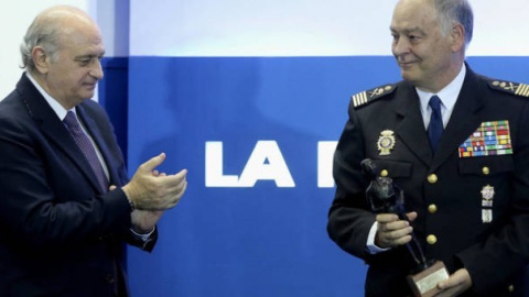 L'exministre Jorge Fernández Díaz i l'exdirector adjunt operatiu de la Policia, Eugenio Pino. EFE L'exministre Jorge Fernández Díaz i l'exdirector adjunt operatiu de la Policia, Eugenio Pino. EFE