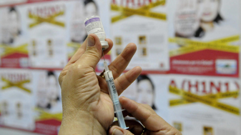 Jornada de vacunación contra la gripe A en El Salvador. EFE Jornada de vacunación contra la gripe A en El Salvador. EFE