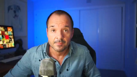 Ángel Martín en el vídeo publicado en su cuenta de Twitter Ángel Martín en el vídeo publicado en su cuenta de Twitter