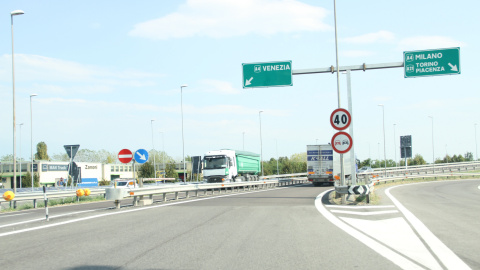 Imagen de la Autostrada A4, de Abertis, la autopista con mayor tráfico de Italia. Imagen de la Autostrada A4, de Abertis, la autopista con mayor tráfico de Italia.