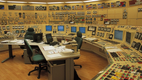Sala de control de la central nuclear de Vandellós, Tarragona Sala de control de la central nuclear de Vandellós, Tarragona