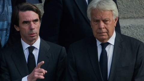 José María Aznar y Felipe González. EFE José María Aznar y Felipe González. EFE