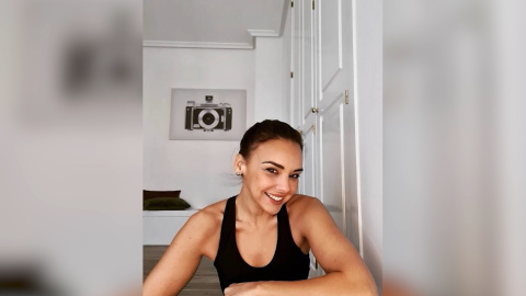 Chenoa se muestra exhausta de tanto ejercicio físico Chenoa se muestra exhausta de tanto ejercicio físico