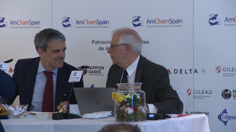 Borrel participa en un desayuno informativo Borrel participa en un desayuno informativo