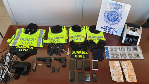 Desarticulan banda de criminales que simulaba arrestos Desarticulan banda de criminales que simulaba arrestos