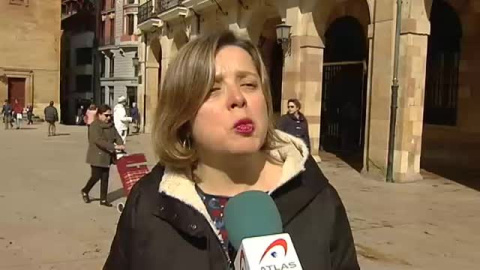 Cierre de los comercios del edificio de Calatrava en Oviedo Cierre de los comercios del edificio de Calatrava en Oviedo