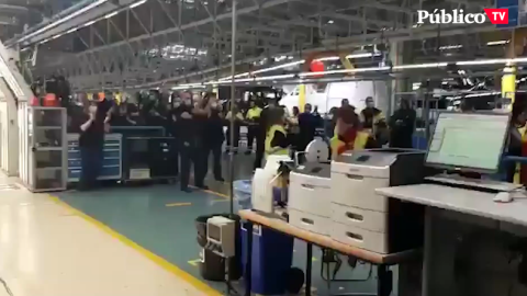 La plantilla de Mercedes en Vitoria consigue el cierre por el coronavirus La plantilla de Mercedes en Vitoria consigue el cierre por el coronavirus