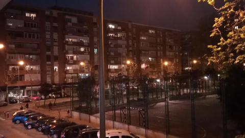 Nueva jornada de aplausos en homenaje a los sanitarios Nueva jornada de aplausos en homenaje a los sanitarios