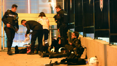 El atentado en Estambul, en imágenes./ REUTERS