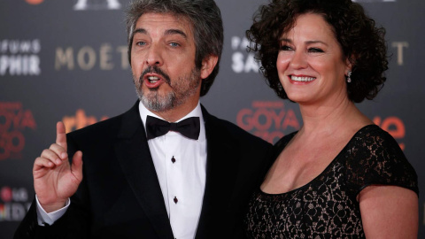 Otro que siempre atrae la atención es el actor Ricardo Darín, que posó en el photocall con su mujer. JAVIER BARBANCHO (EFE)