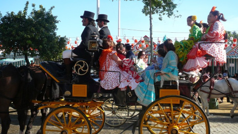 Coche de caballos en la Feria de Abril. WIKIPEDIA Coche de caballos en la Feria de Abril. WIKIPEDIA