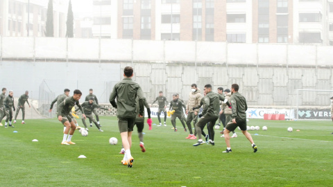 Entrenamiento del Atlético previo a su enfrentamiento al Granada Entrenamiento del Atlético previo a su enfrentamiento al Granada