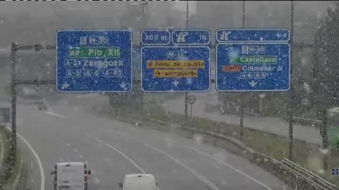 La nieve hace su aparición en Madrid La nieve hace su aparición en Madrid