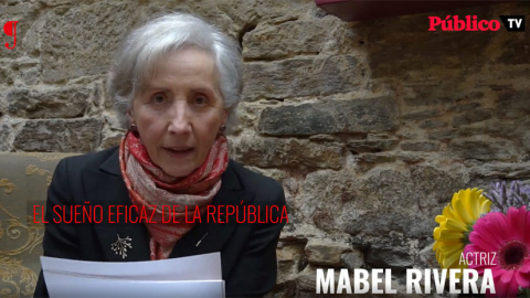 Lectura del manifiesto "El sueño eficaz de la República" por la actriz Mabel Rivera Lectura del manifiesto "El sueño eficaz de la República" por la actriz Mabel Rivera