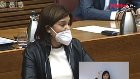 Las lágrimas y la elegancia de Isabel Bonig (PP) al dejar el cargo Las lágrimas y la elegancia de Isabel Bonig (PP) al dejar el cargo