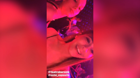 Aitana se cuela en el grupo de amigos de 'Élite' Aitana se cuela en el grupo de amigos de 'Élite'