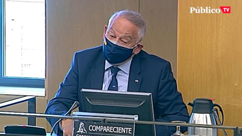 Eugenio Pino Sánchez se niega a responder a las preguntas en la comisión de la 'operación Kitchen' Eugenio Pino Sánchez se niega a responder a las preguntas en la comisión de la 'operación Kitchen'