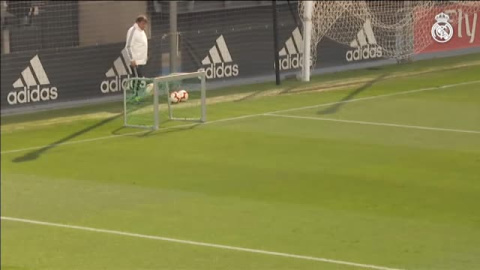 Zidane sigue preparando el partido del lunes ante el Leganés Zidane sigue preparando el partido del lunes ante el Leganés