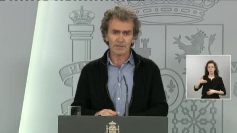 Fernando Simón asegura que "estamos llegando al pico de la curva" Fernando Simón asegura que "estamos llegando al pico de la curva"