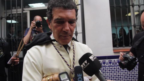 Antonio Banderas en la salida de su cofradía Antonio Banderas en la salida de su cofradía