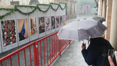 Lluvia de granizos durante el Jueves Santo en Sevilla Lluvia de granizos durante el Jueves Santo en Sevilla