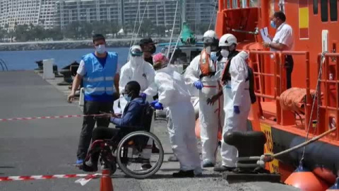 Rescatan un cayuco con 55 personas al sur de Gran Canaria Rescatan un cayuco con 55 personas al sur de Gran Canaria